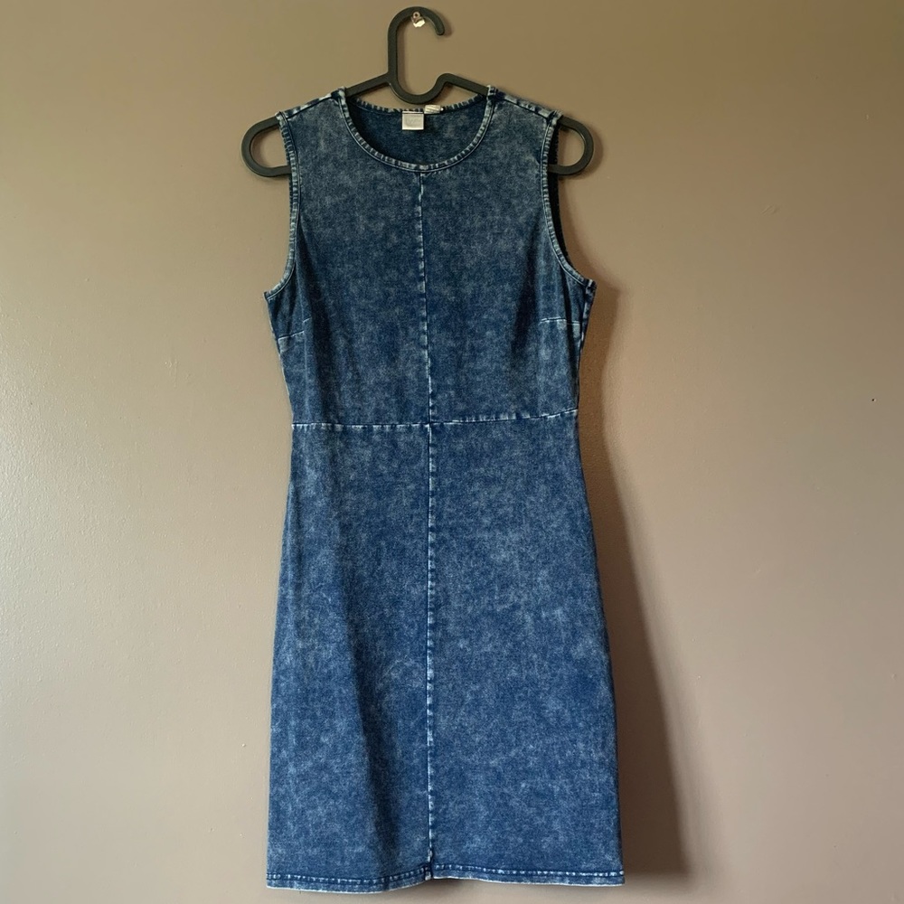Simon’s Twik Faded Denim Dress